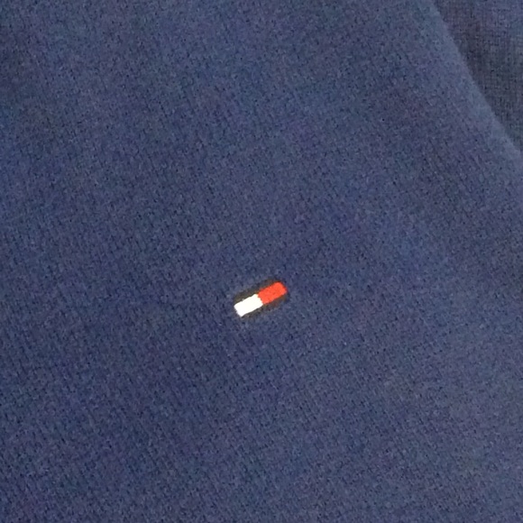 Men’s Tommy Hilfiger long sleeve v-neck sweater - Picture 6 of 9